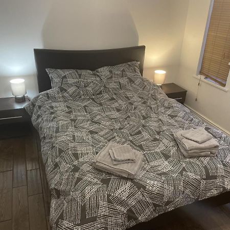 Beautiful Apartment Right Off Of Broadway Market Londra Esterno foto