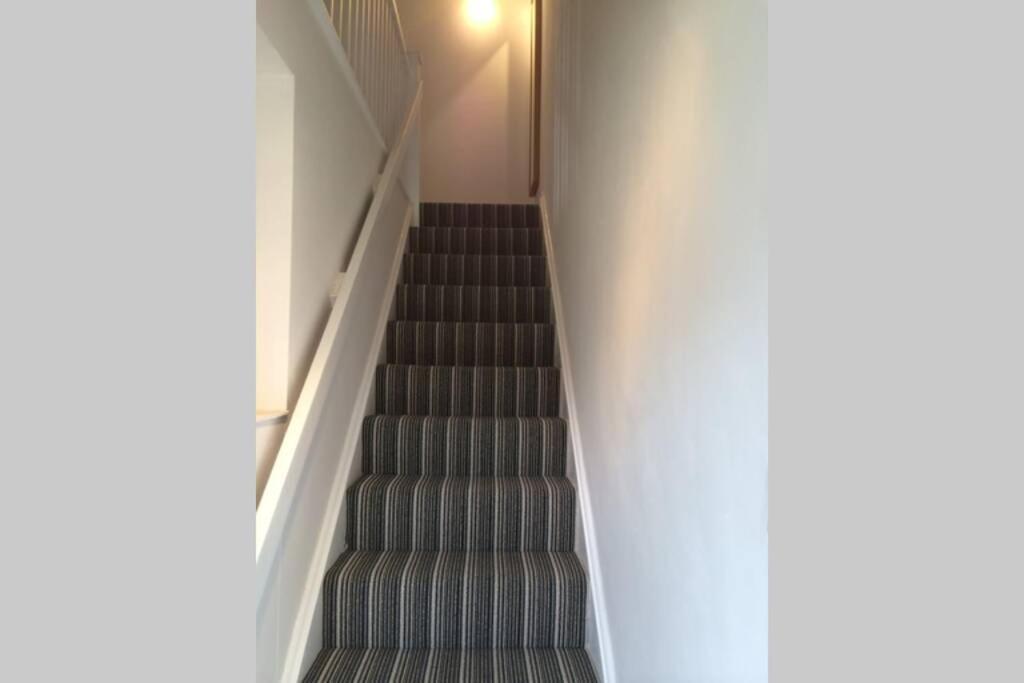Beautiful Apartment Right Off Of Broadway Market Londra Esterno foto