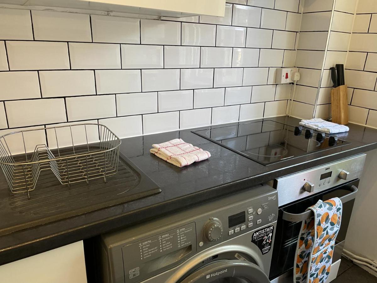 Beautiful Apartment Right Off Of Broadway Market Londra Esterno foto