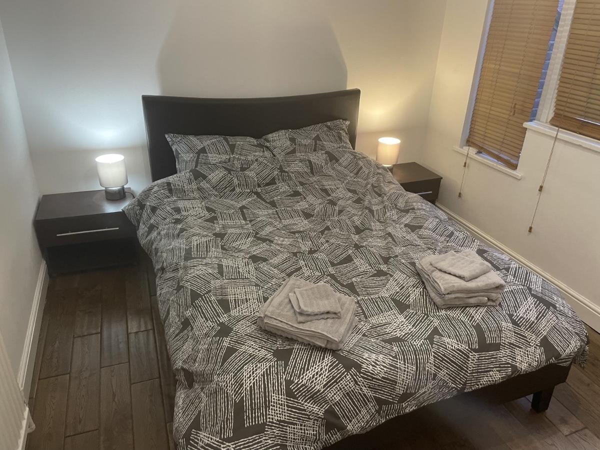 Beautiful Apartment Right Off Of Broadway Market Londra Esterno foto
